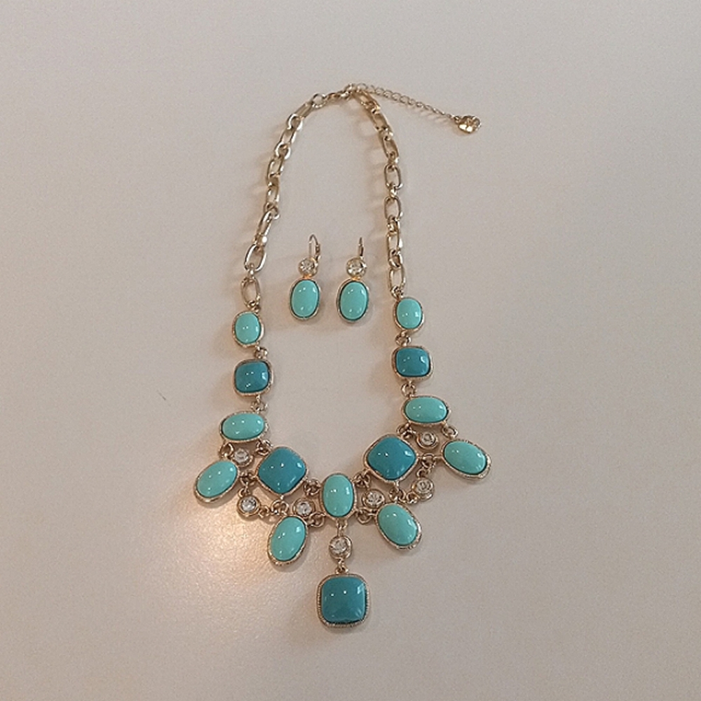 Monet Gold Tone Turquoise/Rhinestone Necklace and Earrings